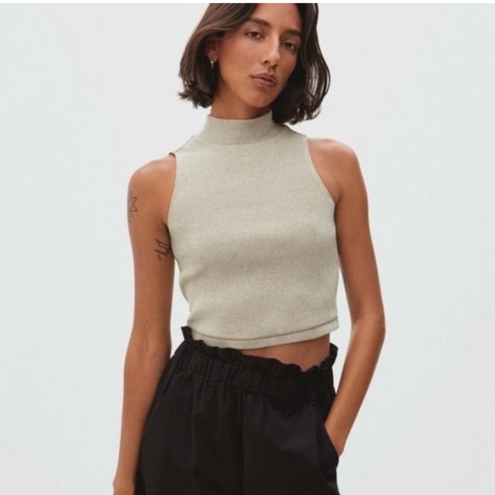 Everlane mock neck crop tank